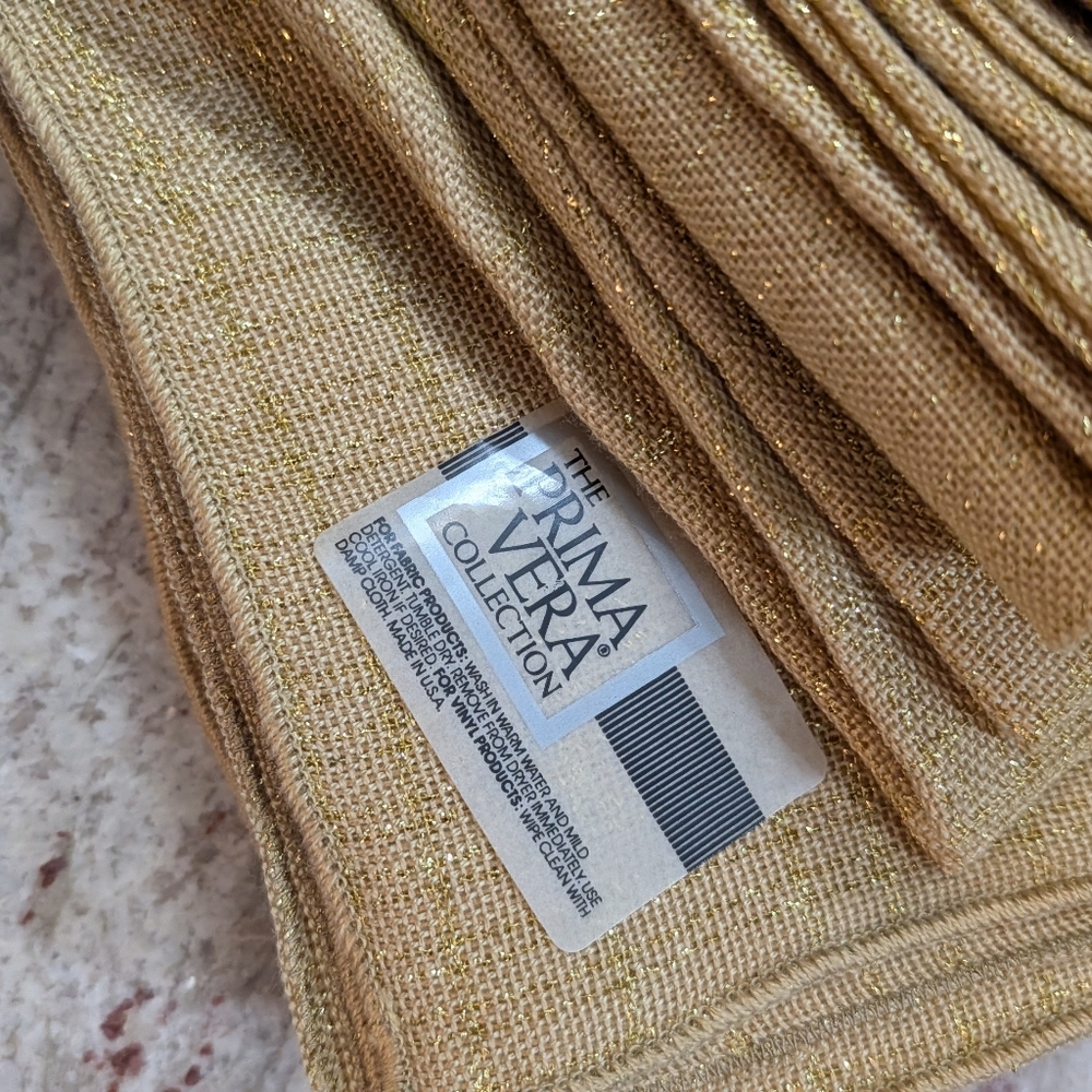 Ten Vtg Linen Blend Dinner Napkins Gold Metallic Thread Shimmer NEW Prima Vera